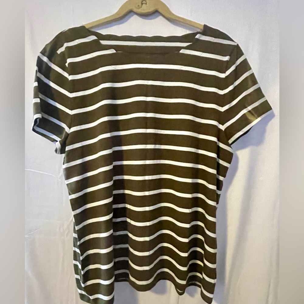 NWT Talbots T-Shirt with Scalloped Neckline Size XL
